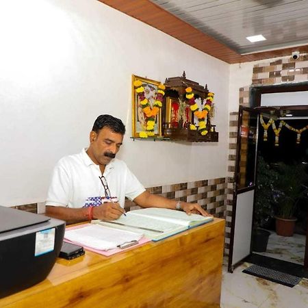Hotel O Sargam Lodging And Boarding Ulhasnagar Exterior photo