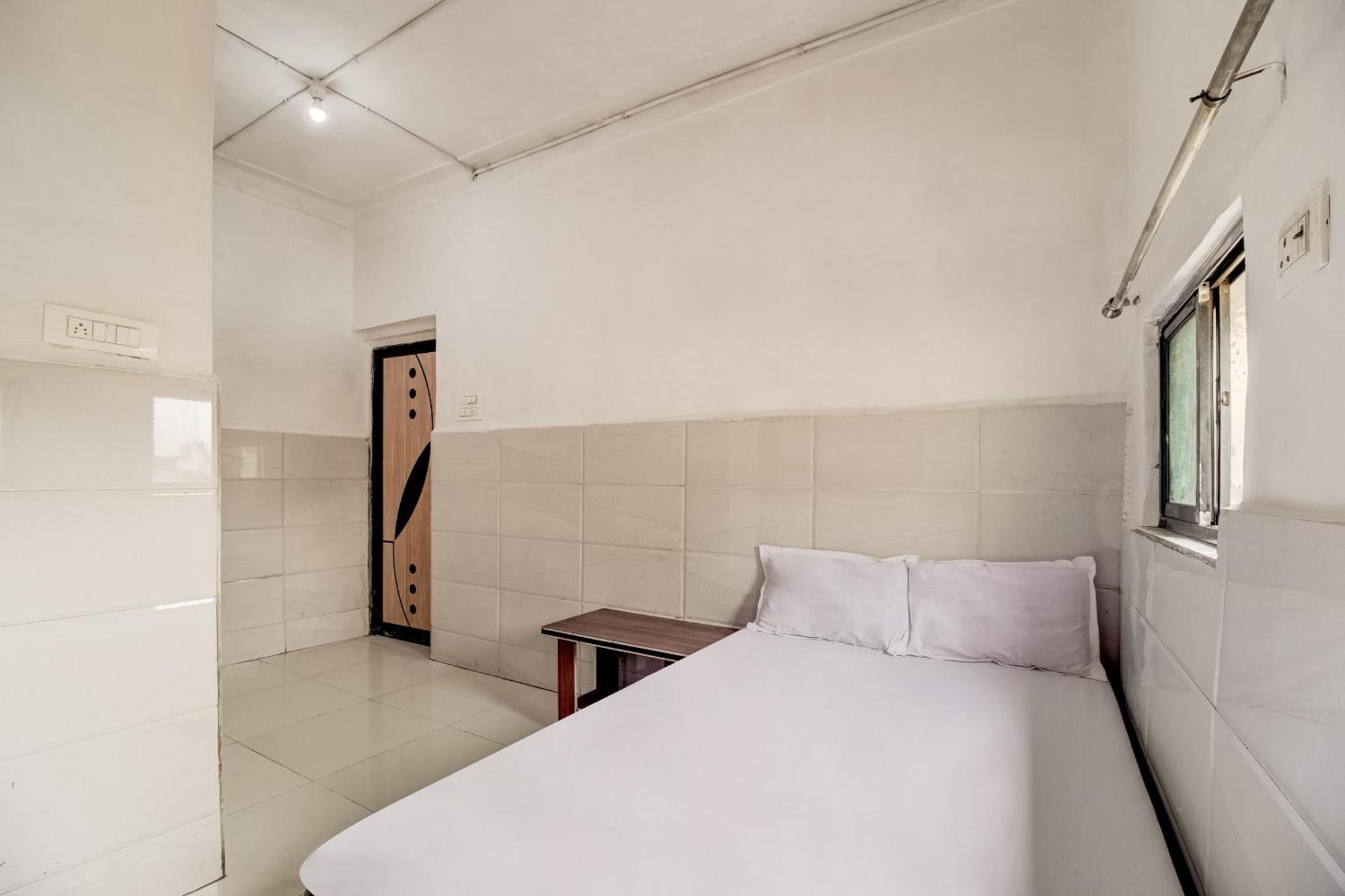 Hotel O Sargam Lodging And Boarding Ulhasnagar Exterior photo
