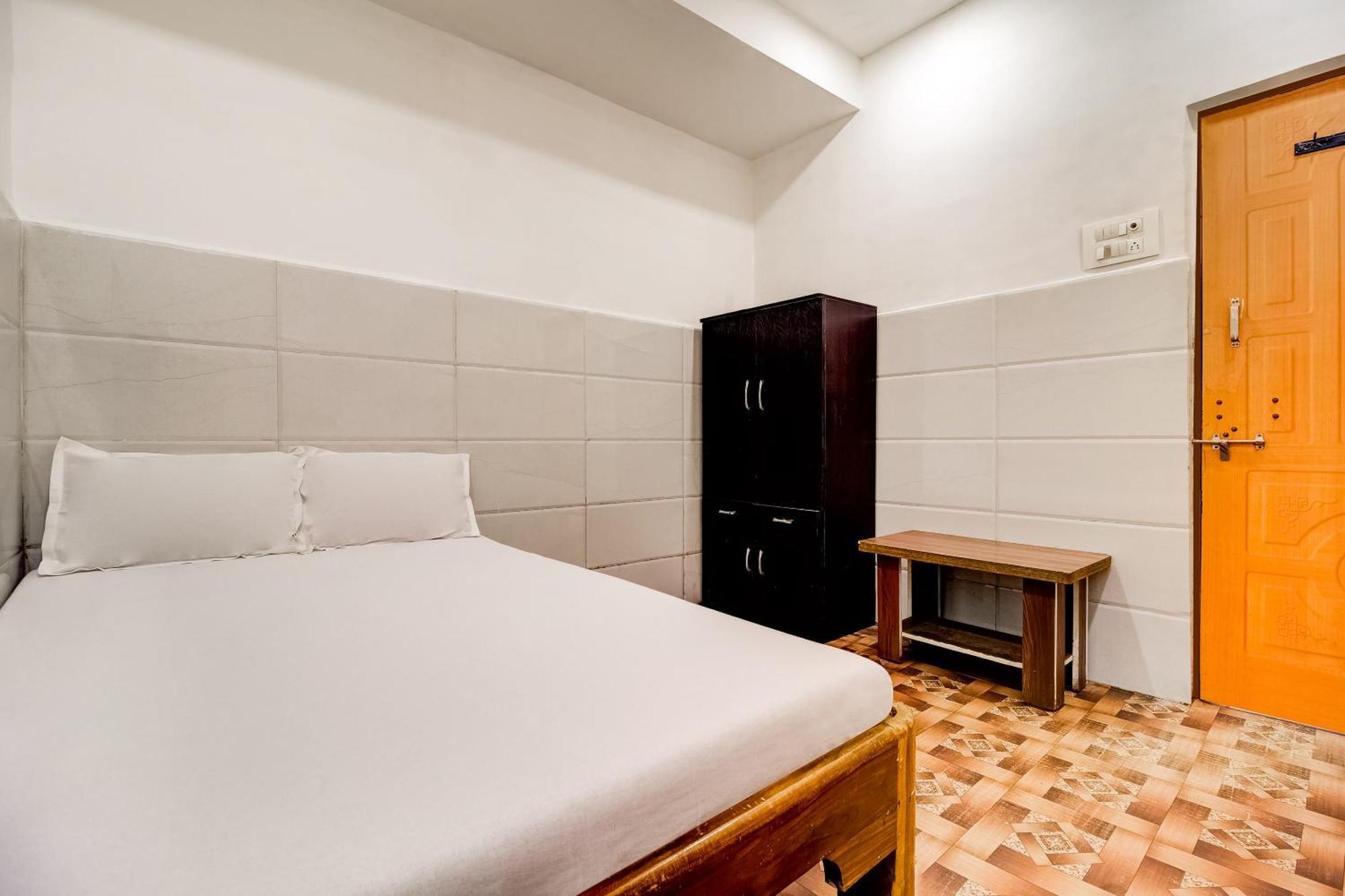 Hotel O Sargam Lodging And Boarding Ulhasnagar Exterior photo