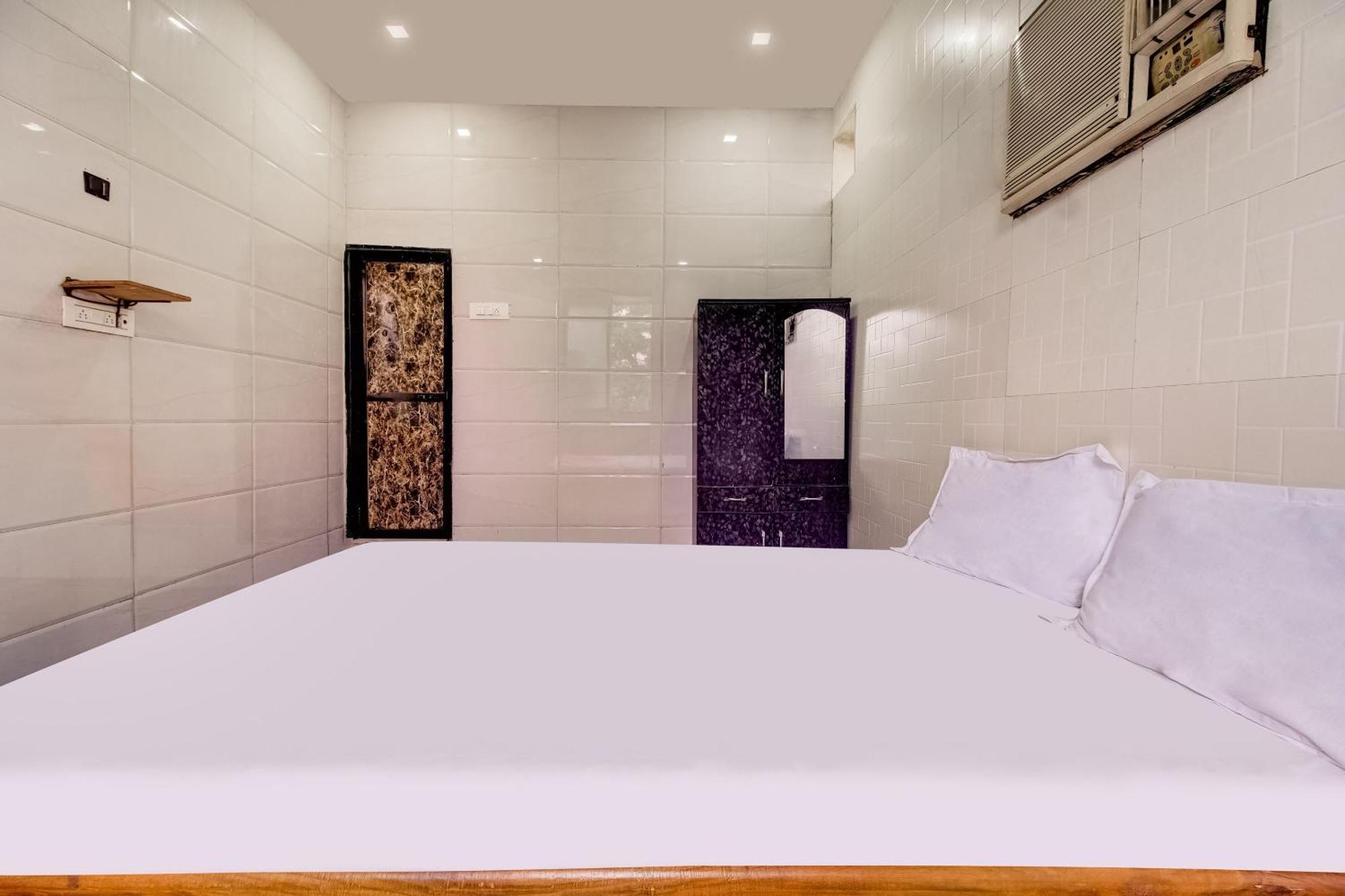 Hotel O Sargam Lodging And Boarding Ulhasnagar Exterior photo